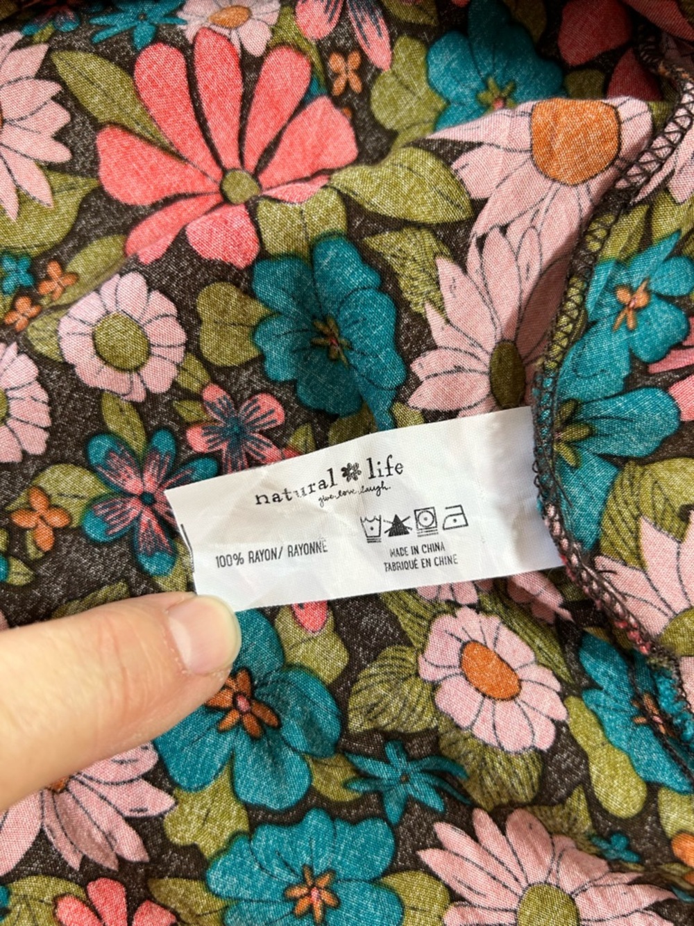 NATURAL LIFE Ansley Tunic Floral Button-Front Dress in Pink, Green & Red - Picture 15 of 15